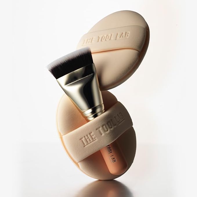 THE TOOL LAB All Day Cover Duo - Premium Base Makeup Set for Liquid Cream Powder Foundation Buffing Blending Face Brush Sponge Portable Case - 1.1 Flat Top Brush