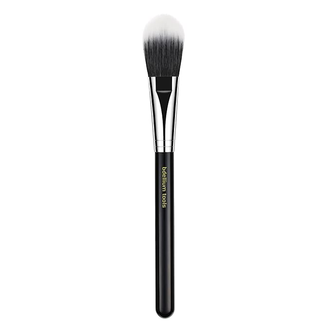 Bdellium Tools Professional Makeup Brush - Maestro Series 965 Duet Fiber Blusher - With Mix of Soft Synthetic &amp Natural Fibers For Applying Pop of Color (Black 1pc)