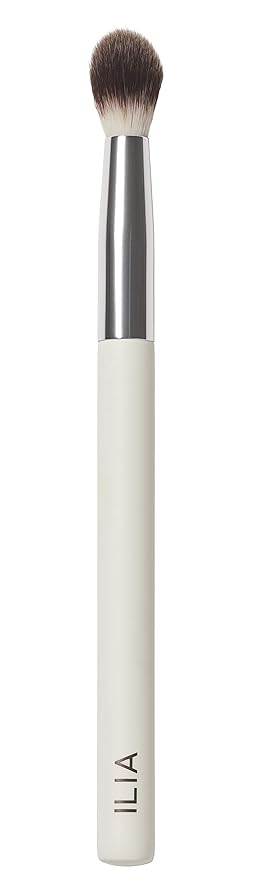 ILIA - Blending Brush | Eyeshadow + Highlighter Brush Made with FSC Certified Wood Aluminum + Soft Vegan Bristles | Expertly Crafted | Non-Toxic Vegan Cruelty-Free Recyclable