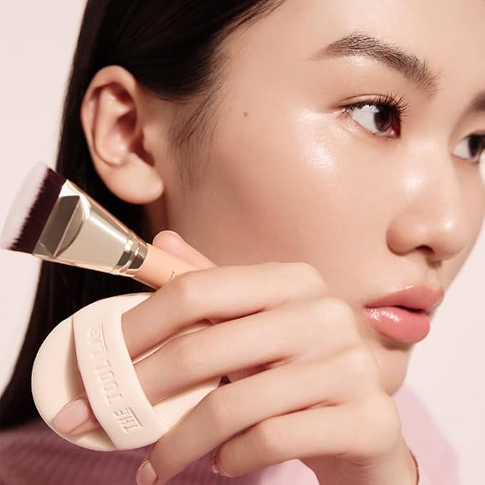 THE TOOL LAB All Day Cover Duo - Premium Base Makeup Set for Liquid Cream Powder Foundation Buffing Blending Face Brush Sponge Portable Case - 1.1 Flat Top Brush