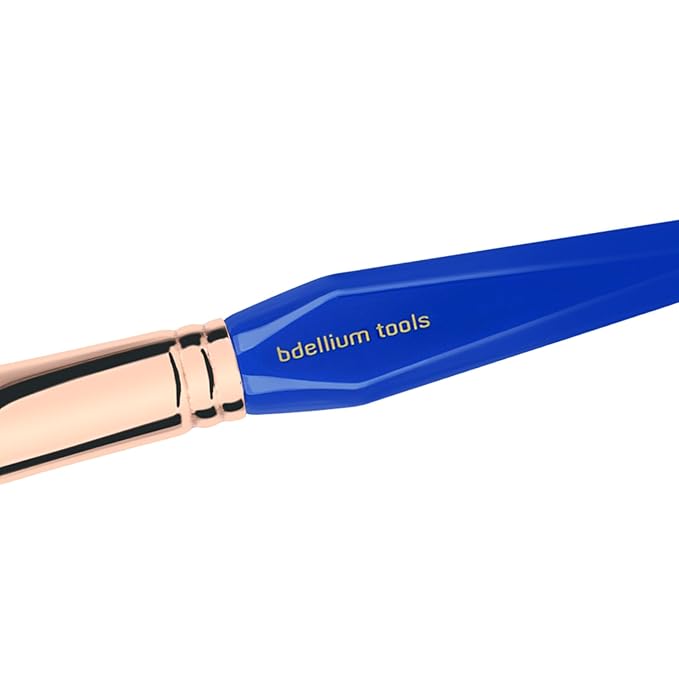 Bdellium Tools Professional Makeup Brush - Golden Triangle 985 Duo Fibre Powder - With All Vegan and Soft Synthetic Fibers For Lightweight Powder Application (Blue 1pc)