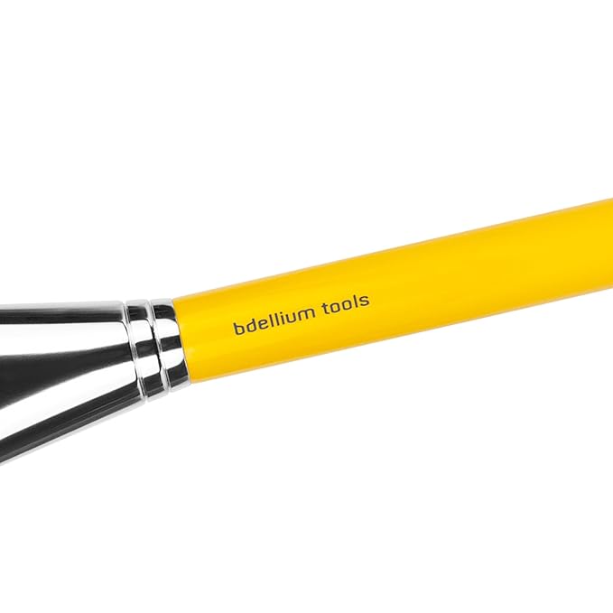 Bdellium Tools Professional Makeup Brush - Studio Series 977 Face Sculpting - With Soft Synthetic Fibers For Contouring the Face (Yellow 1pc)