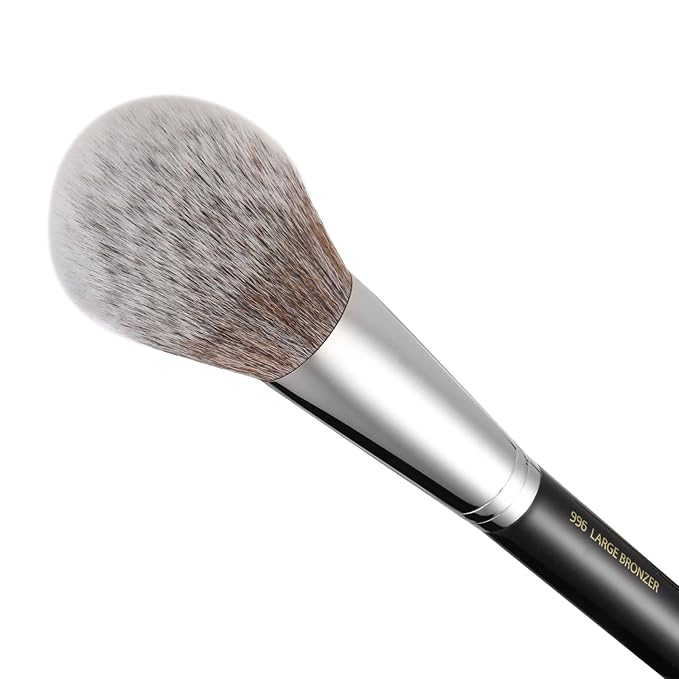 Bdellium Tools Professional Makeup Brush - Maestro Series 996 Large Bronzer - With All-Vegan Synthetic Fibers For Even Application on Face and Neck (Black 1pc)
