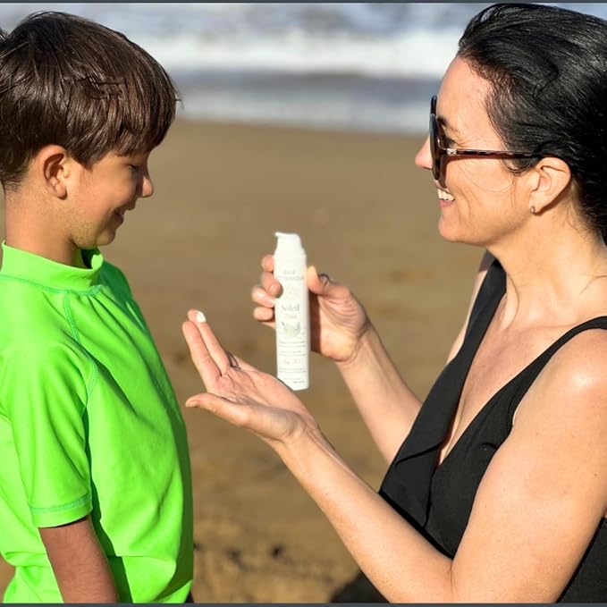 Baie Botanique Soleil B?b? - Organic Non-Toxic Mineral Baby Sunscreen SPF 50 - Sunflower &amp Jojoba - Unscented - Natural - Vegan - No White Cast - Reef Safe - UVA/UVB - 100g