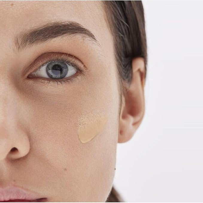 Babe Super Fluid Color Mattifying SPF 50 ? Tinted Facial Sunscreen for Oily Skin ? Oil-Free Lightweight Broad Spectrum UVA/UVB Protection ? With Niacinamide &amp Carnosine ? 50ml