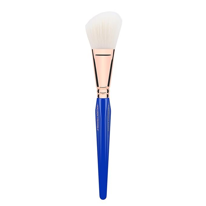 Bdellium Tools Professional Makeup Brush - Golden Triangle 962 Slanted Blusher - With All Vegan and Soft Synthetic Fibers For Contouring and Highlighting (Blue 1pc)