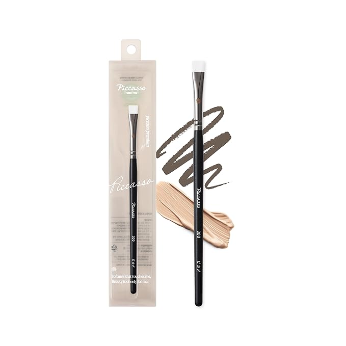 Piccasso 300 Eyeliner and Concealer Brush ? Dual-Use Angled Brush for Gel Eyeliner and Spot Concealing Soft and Precise Eye Makeup Brush for Tightlining and Coverage Korean Professional Makeup Tool