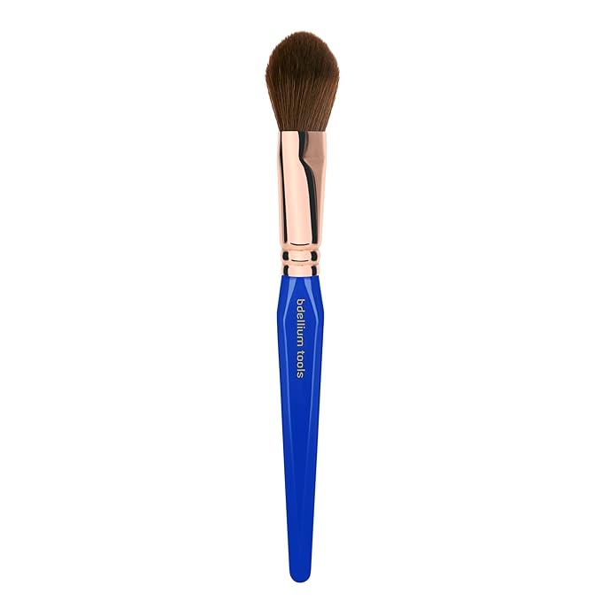 Bdellium Tools Professional Makeup Brush - Golden Triangle 960 Precision Blusher - With All Vegan and Soft Synthetic Fibers For Applying Blush (Blue 1pc)