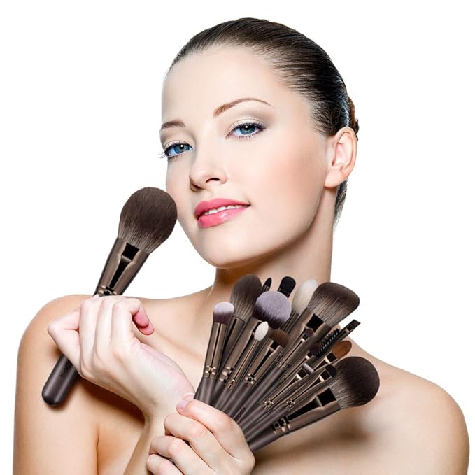Professional Makeup Brush Set Eigshow Makeup Brushes Perfect for Foundation Face Powder Blending Blush Bronzer Eyeliner Eye Shadow Brows with Case Best Gift for Women Travel Kit(PRO 18pcs Coffee)
