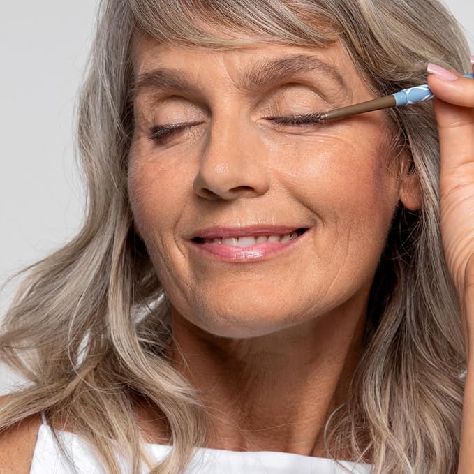 PRIME PROMETICS PrimeEyes Glide Eyeliner for Mature Women ? Waterproof Long-Stay and Mess-Proof ? Gel Creme Texture Discreet Sharpener and Effective Smudger (Golden Metallic)