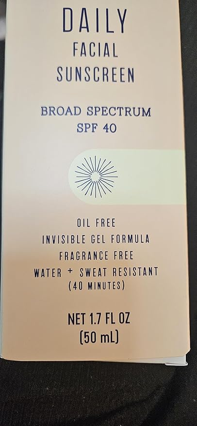 Daily Facial Sunscreen Broad Spectrum SPF40 oil free invisible gel formula fragrance free water + Sweat Resistance (2 Pack)