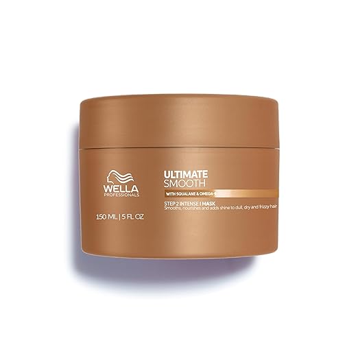 Wella Professionals ULTIMATE SMOOTH Intense Mask with Deep Nourishment | Treatment for Dry Frizzy Hair | Smooths &amp Adds a Silky Shine | With Squalane &amp Omega 9 | Color Safe