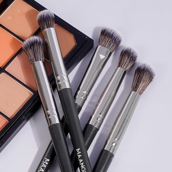 MAANGE Makeup Brushes 54 Pcs Makeup Tool Set Multi-functional Makeup Kit Premium Synthetic Brush Make up Brushes Set for Women Girl (Black 54 Pcs)