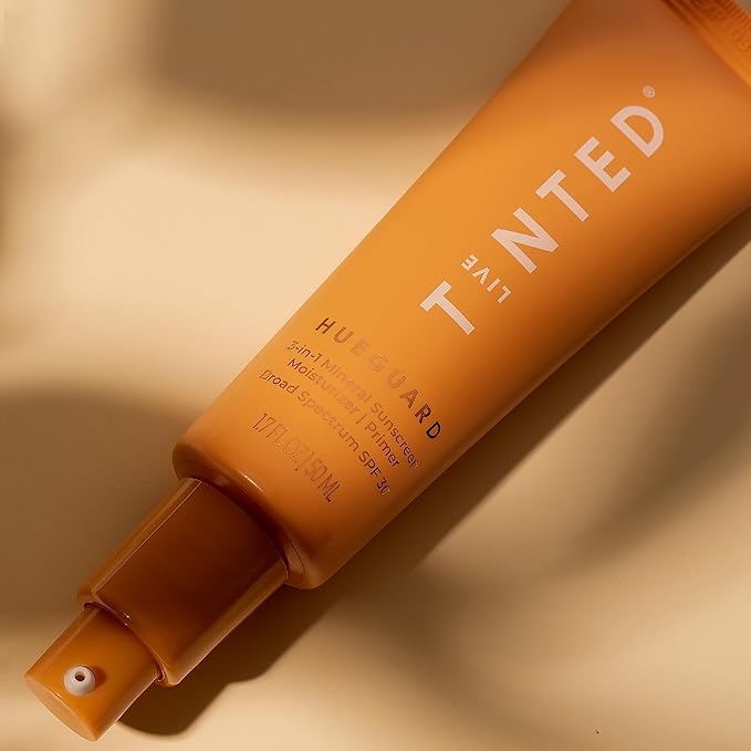 Live Tinted Hueguard® Jumbo 3-in-1 Mineral Sunscreen Moisturizer &amp Primer for Face and Body - Hydrate and Protect the Skin Year Round - SPF 30 to Protect Against UVA/UVB Rays 5 Fl Oz