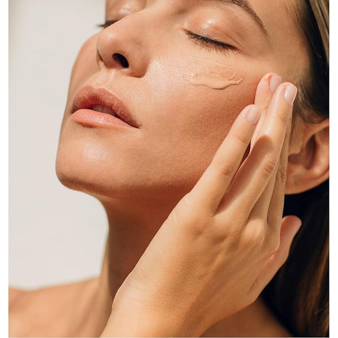Babe Super Fluid Color Mattifying SPF 50 ? Tinted Facial Sunscreen for Oily Skin ? Oil-Free Lightweight Broad Spectrum UVA/UVB Protection ? With Niacinamide &amp Carnosine ? 50ml