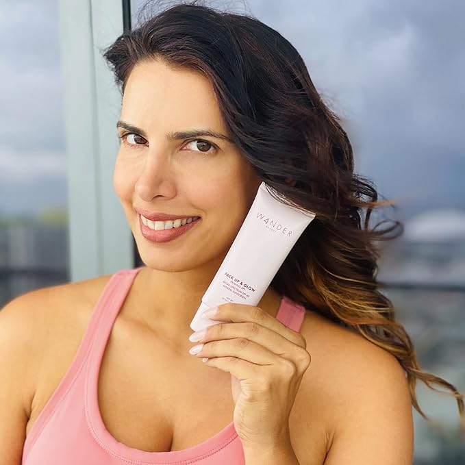Wander Beauty Pack Up &amp Glow Primer with SPF 40 - 100% Mineral Sunscreen with Non-Nano Zinc Oxide + Titanium Dioxide - 4-in-1 Universal Tinted Sunscreen - Protect Prevent Perfect &amp Prime - 1