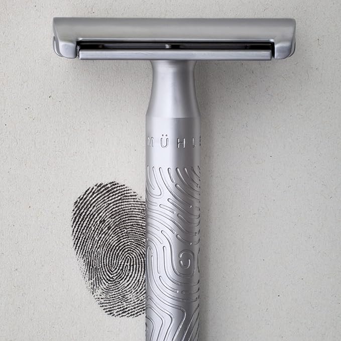 M?HLE Companion Safety Razor ? Women's Double-Edged Body Razor for Shaving Gentle Use Suitable for Body Legs &amp Underarms Longer Handle Long Lasting Blade