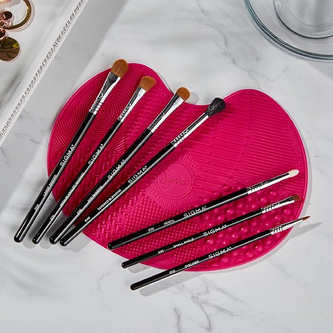 Sigma Beauty Basic Eye Makeup Brush Set ? Classic Eye Makeup Brushes with Premium Fibers and Sleek Durable Handles for Eyeliner Eyeshadow &amp Eyebrows Includes 7 Black Makeup Brushes