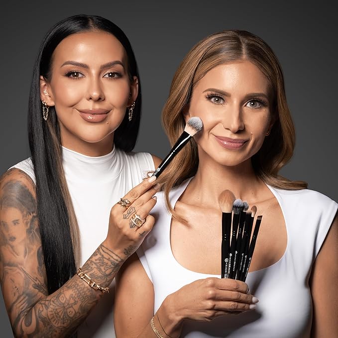 BK BEAUTY - NIKKI LA ROSE N17 MULTI-PRO FACE BRUSH ? Dual-Sided Paddle Brush for Face Application Liquid Powder Blending - Bronzer Contour Blush Foundation