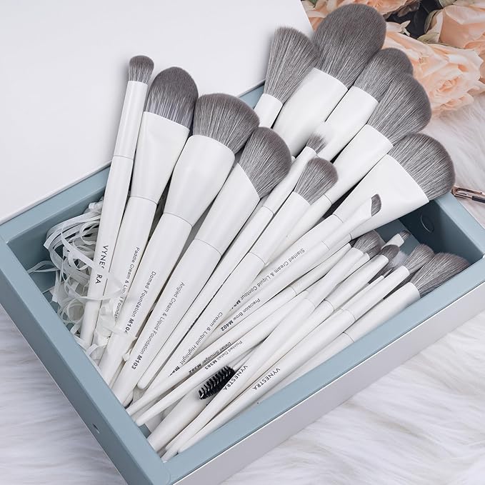 30 Pcs Pro Grade Makeup Brushes Set with Dense Ultra Soft BristleElegant Design Luxury Make up Brushes for FoundationFace Blending Powder Contour BronzerHighlight Concealer Eyeshadow