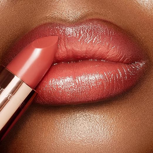 Charlotte Tilbury K.I.S.S.I.N.G Lipstick - Moisturizing &amp Hydrating Lipstick with Light-Diffusing Pigments for a Luminous Finish &amp Fuller-Looking Lips