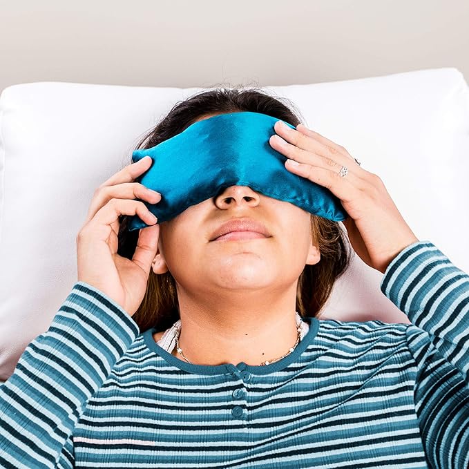 EARTHLITE Holistic Alchemy Aromatherapy Eye Pillow - 100% Silk Cover Natural Herbs &amp Flax Seeds Weighted Cooling &amp Soothing