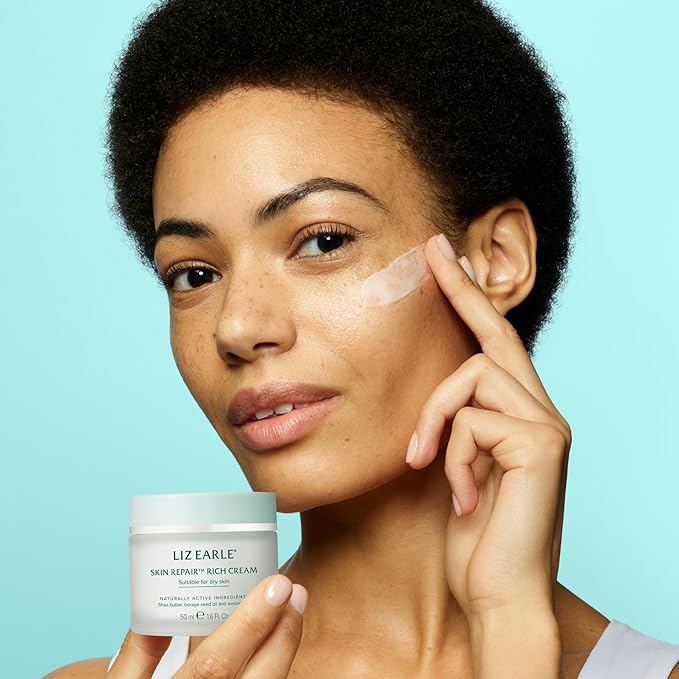 Liz Earle Skin Repair Rich Face Cream - Hydration Boosting Face Moisturizer with a Luxurious Cream Texture - Leaves Skin Feeling Soothed &amp Comforted (50 ml)