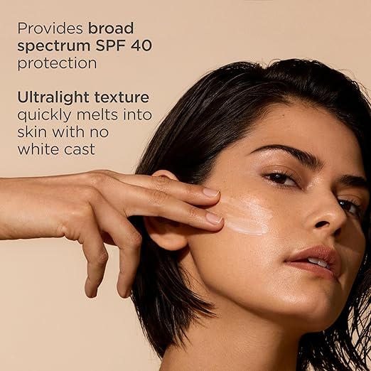 Fusion Water MAGIC Ultralight Broad Spectrum SPF 40 Sunscreen with Hyaluronic Acid and Vitamin E 50ml