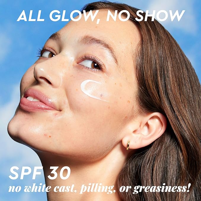 Glow Recipe Dew Shield Korean Face Sunscreen SPF 30 - Hydrating Moisturizer &amp Dewy Lightweight Sunscreen - Formulated with Broad Spectrum UV Protection with No White Cast or Pilling (15ml)