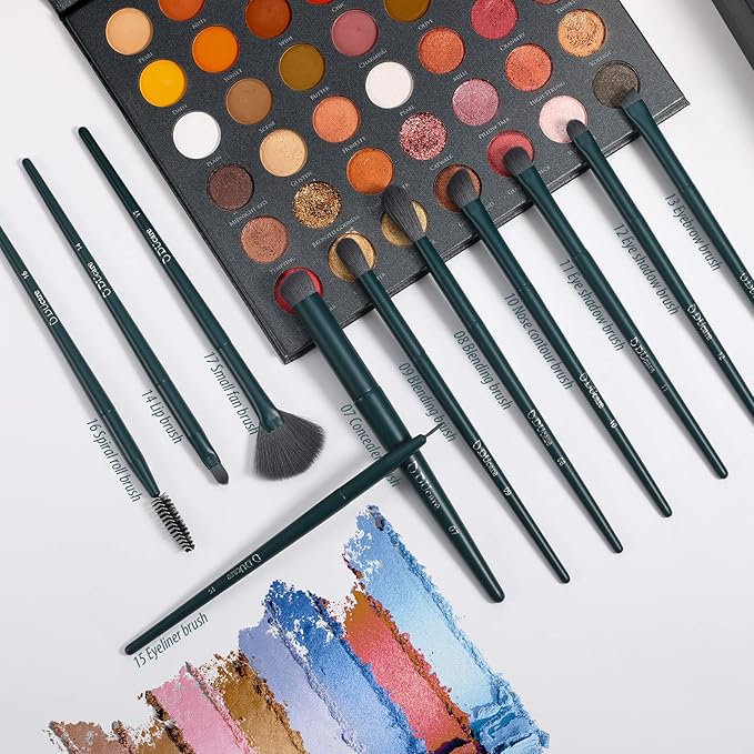 DUcare Christmas Makeup Gift Set 19 Pcs17pcs Brushes Brush 1pc Cleaning Mat and 1pc Makeup Sponge Professional Face Powder Eye Shadow Powder Liquid Brushes