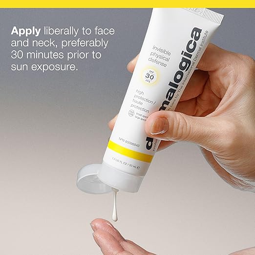 Dermalogica Invisible Physical Defense SPF30 (1.7 Fl Oz) Face Sunscreen Moisturizer - Non-Greasy Formula That Defends Against UVA/UVB/Blue Light