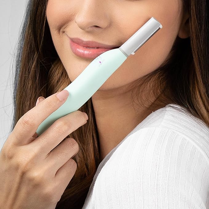 SPA SCIENCES - SIMA Patented Dermaplane Razor for Women Face ? Painless 2-in-1 Facial Exfoliation &amp Peach Fuzz Hair Removal ? Anti-Aging ? 3 Speeds ? Rechargeable ? 7 Weeks Treatment