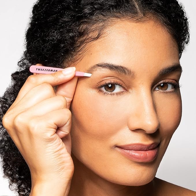 Tweezerman Exclusive Eyebrow Razor &amp Tea Rose Mini Slant Tweezer